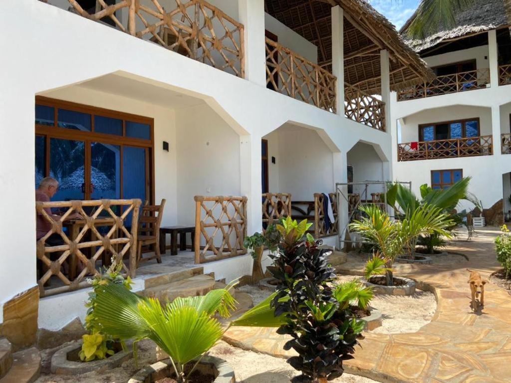 Waka Waka Bed & Breakfast ปวานี มาชังกานี ภายนอก รูปภาพ