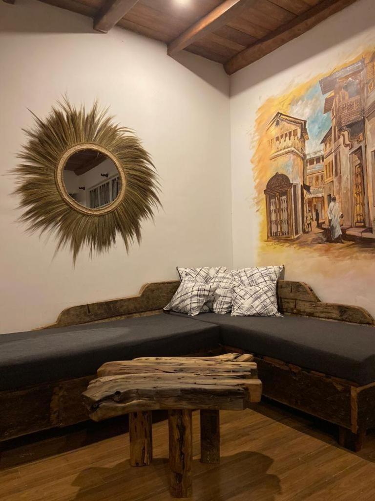 Waka Waka Bed & Breakfast ปวานี มาชังกานี ภายนอก รูปภาพ